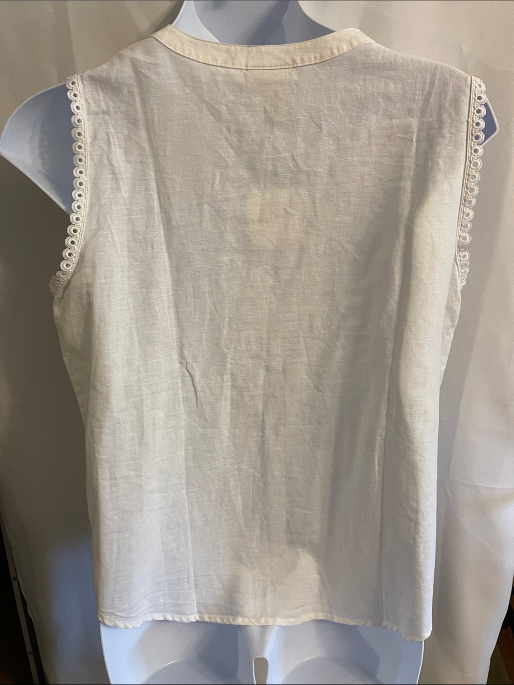 Liz Claiborne White Sleeveless Lace-Front Crochet  Top Blouse NWT Size XL 1X - Picture 6 of 11